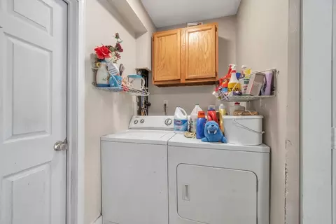 93 Bowles St, Springfield, MA 01109 photo 9