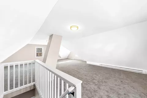 Entry Way - 37 Silver St, Springfield, MA 01107 photo 2 of 2