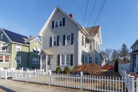 Exterior - 37 Silver St, Springfield, MA 01107 photo 7 of 10