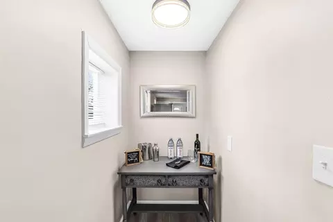 Entry Way - 37 Silver St, Springfield, MA 01107 photo 1 of 2
