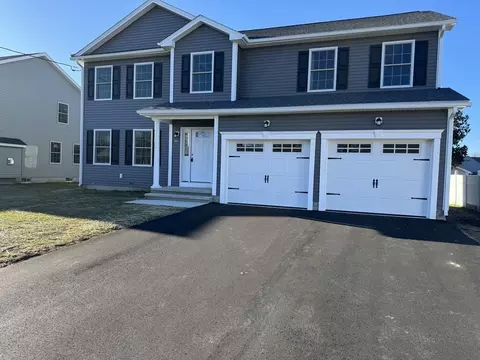 44 Crestwood St, Chicopee, MA 01020