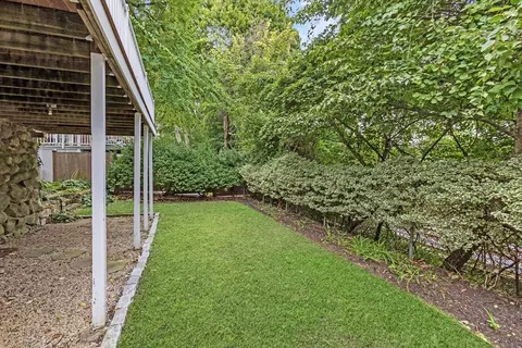 289 Clinton Rd, Brookline, MA 02445 photo 23
