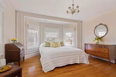 289 Clinton Rd, Brookline, MA 02445 photo 15