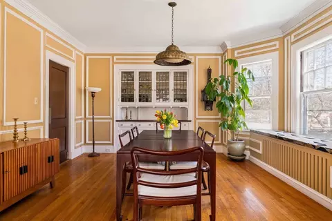 289 Clinton Rd, Brookline, MA 02445 photo 6
