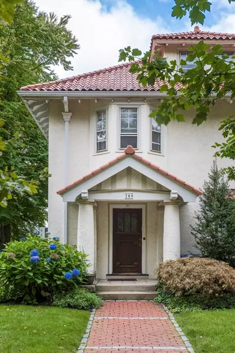 289 Clinton Rd, Brookline, MA 02445 photo 24