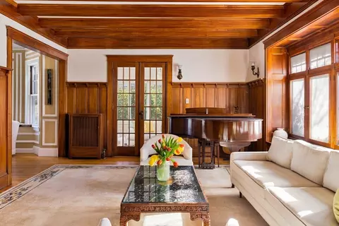 289 Clinton Rd, Brookline, MA 02445 photo 9