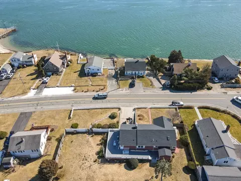 65 Academy Dr, Bourne, MA 02532 photo 4