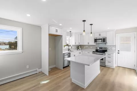 65 Academy Dr, Bourne, MA 02532 photo 11