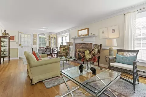 Living - 5 Meadow Ln, Marblehead, MA 01945 photo 1 of 6