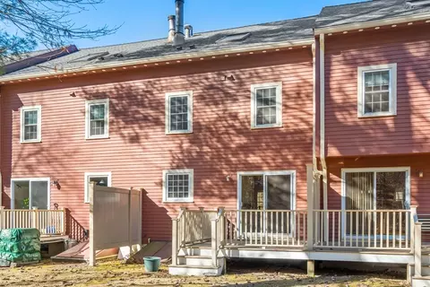 Exterior - 14 Apple Ridge Rd #3, Maynard, MA 01754 photo 2 of 12
