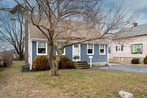 67 Morin Ave, Swansea, MA 02777