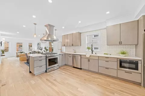 30 Windermere Rd #1, Dorchester, MA 02125