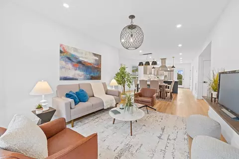 32 Windermere Rd #2, Dorchester, MA 02125