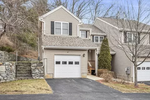 47 Sawmill Pond Rd #47, Fitchburg, MA 01420