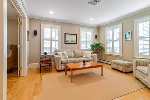 Living - 4 Risley Rd, Marblehead, MA 01945 photo 7 of 7