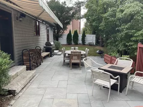 Exterior - 4 Risley Rd, Marblehead, MA 01945 photo 1 of 3