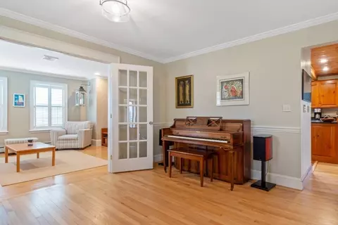 Bedroom - 4 Risley Rd, Marblehead, MA 01945 photo 1 of 7