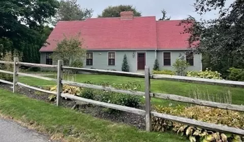 4 Risley Rd, Marblehead, MA 01945