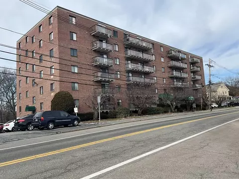 46 Cochituate Rd #610, Framingham, MA 01701