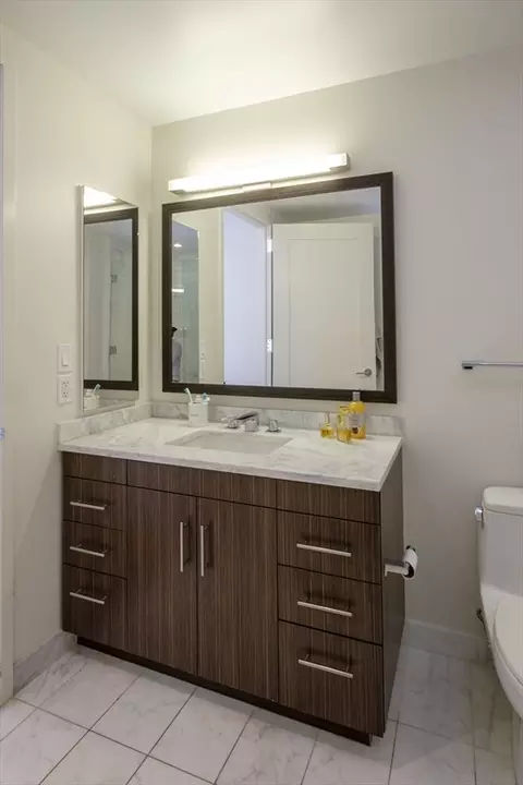 580 Washington St #8F, Boston, MA 02111 photo 6