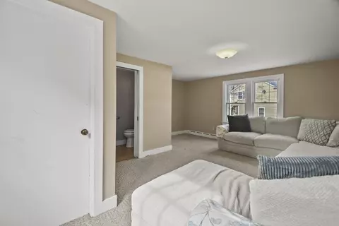 Bedroom - 17 Putnam Hill Rd, Sutton, MA 01590 photo 1 of 1