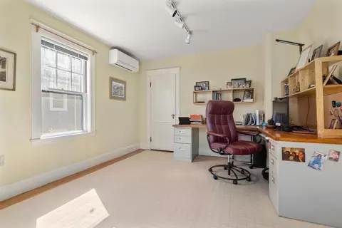 12 Ackers Ter, Brookline, MA 02445 photo 11