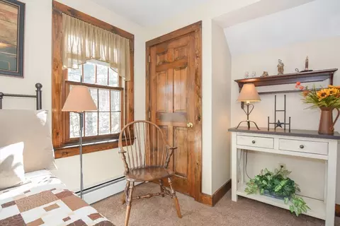 Bedroom - 187 Blackstone St, Mendon, MA 01756 photo 5 of 6