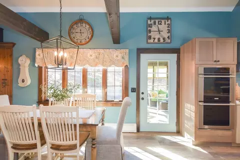 Dining - 187 Blackstone St, Mendon, MA 01756 photo 2 of 3