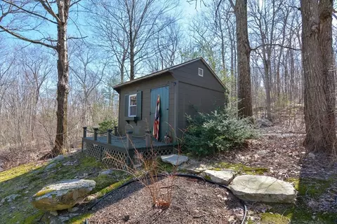 Exterior - 187 Blackstone St, Mendon, MA 01756 photo 12 of 12