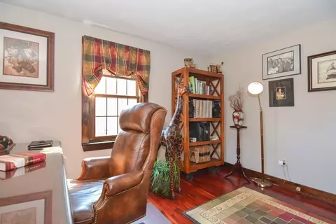 Living - 187 Blackstone St, Mendon, MA 01756 photo 5 of 7
