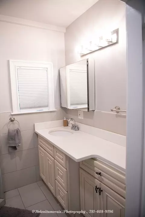 Bath - 291 Washington St, Canton, MA 02021 photo 4 of 4