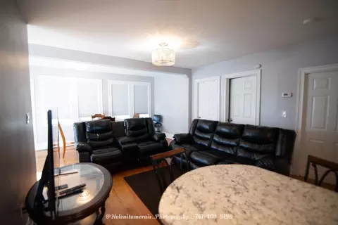 Living - 291 Washington St, Canton, MA 02021 photo 1 of 1