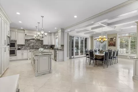 Kitchen - 7 Berkeley Dr, Walpole, MA 02081 photo 4 of 4