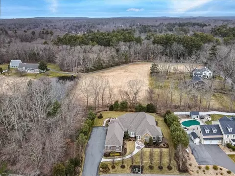 View/Area - 7 Berkeley Dr, Walpole, MA 02081 photo 1 of 2