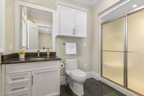Bath - 7 Berkeley Dr, Walpole, MA 02081 photo 6 of 6