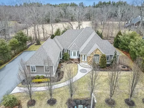 Exterior - 7 Berkeley Dr, Walpole, MA 02081 photo 9 of 9