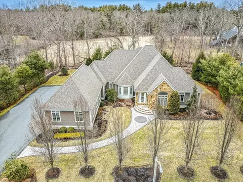 Exterior - 7 Berkeley Dr, Walpole, MA 02081 photo 2 of 9