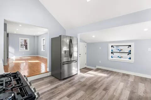 18 Hazelnut Pl #18, Dedham, MA 02026 photo 7