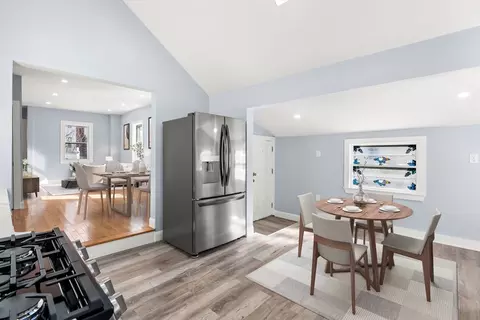 18 Hazelnut Pl #18, Dedham, MA 02026 photo 6