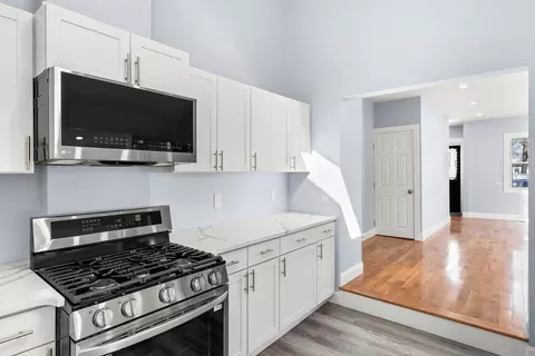 18 Hazelnut Pl #18, Dedham, MA 02026 photo 8