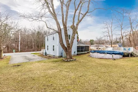 Exterior - 149 Wethersfield St, Rowley, MA 01969 photo 8 of 10
