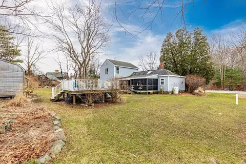 Exterior - 149 Wethersfield St, Rowley, MA 01969 photo 4 of 10