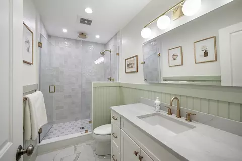 Bath - 861 E 2nd St #1, Boston, MA 02127 photo 1 of 3