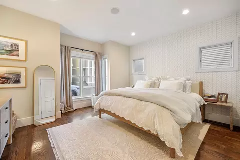 Bedroom - 861 E 2nd St #1, Boston, MA 02127 photo 1 of 6