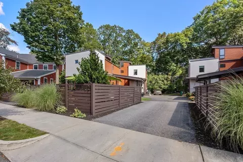 Exterior - 8 Coyne Rd #1, Newton, MA 02468 photo 12 of 12