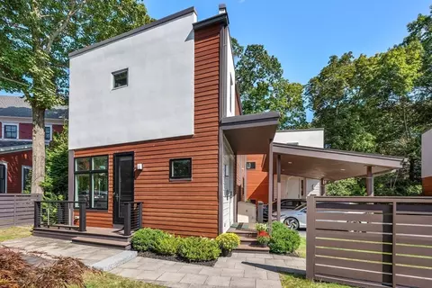 Exterior - 8 Coyne Rd #1, Newton, MA 02468 photo 2 of 12