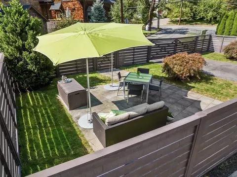 Exterior - 8 Coyne Rd #1, Newton, MA 02468 photo 6 of 12