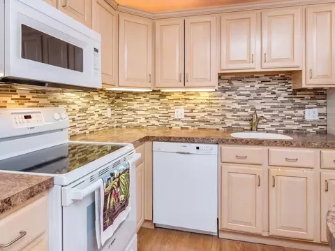 23 Davis Rd #B1, Acton, MA 01720 photo 3