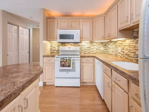 23 Davis Rd #B1, Acton, MA 01720 photo 2