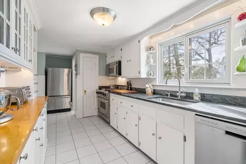 Kitchen - 23 Hemlock Rd, Newton, MA 02464 photo 3 of 4